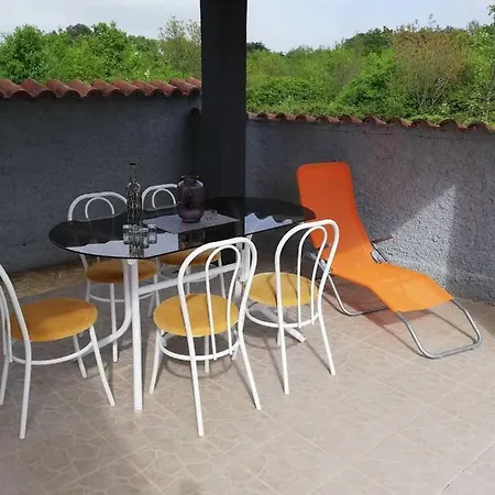 With A Parking Space Pavicini, Marcana - 21315 Апартаменты