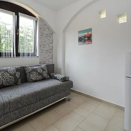 With A Parking Space Pavicini, Marcana - 21315 * Pavicini