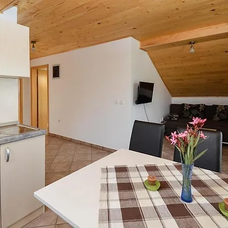 Apartamento With A Parking Space Pavicini, Marcana - 21315